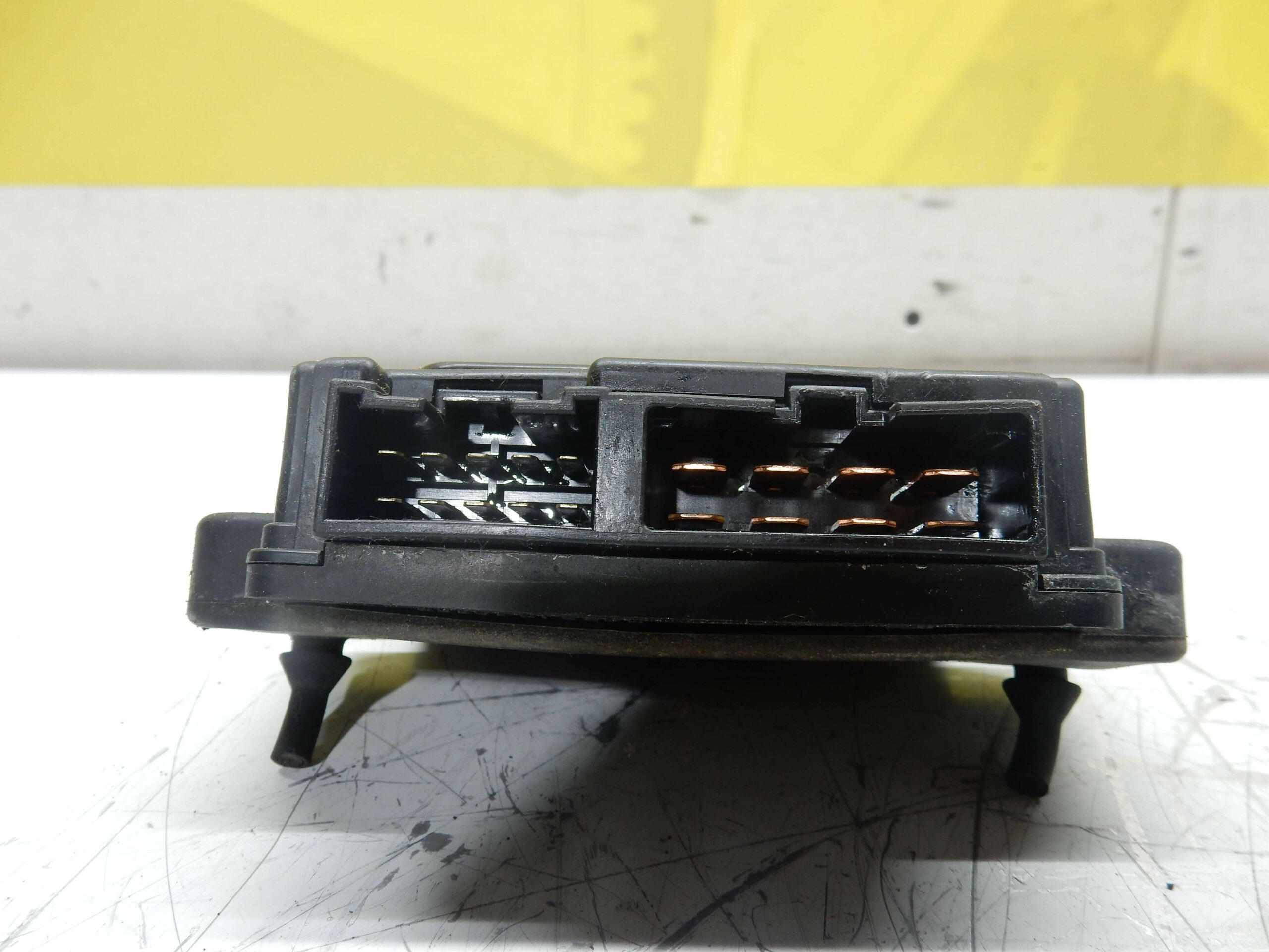 BOITIER BOITE FUSIBLE