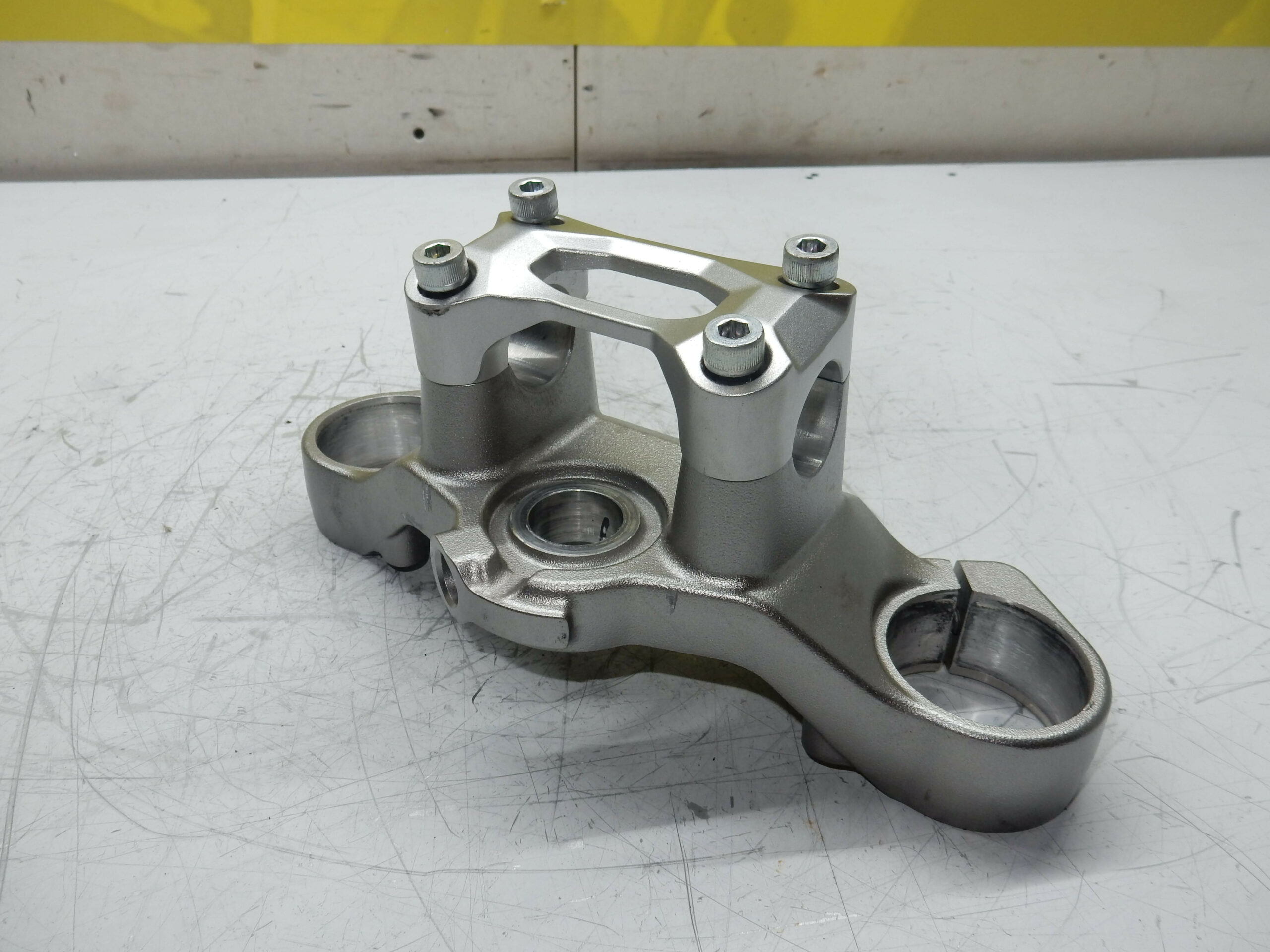 TE DE FOURCHE SUPERIEUR