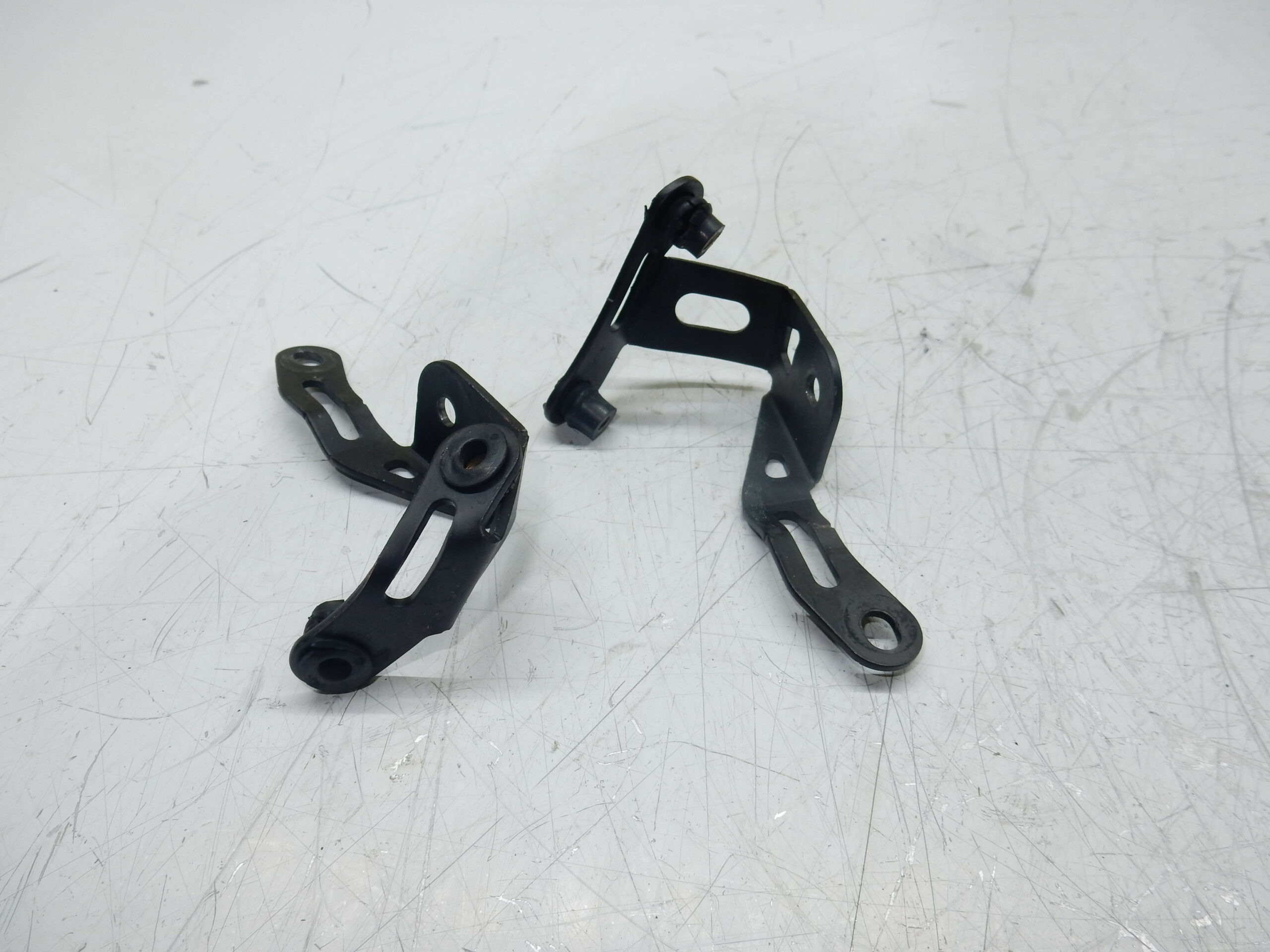 PATTES DE FIXATION DE BULLE