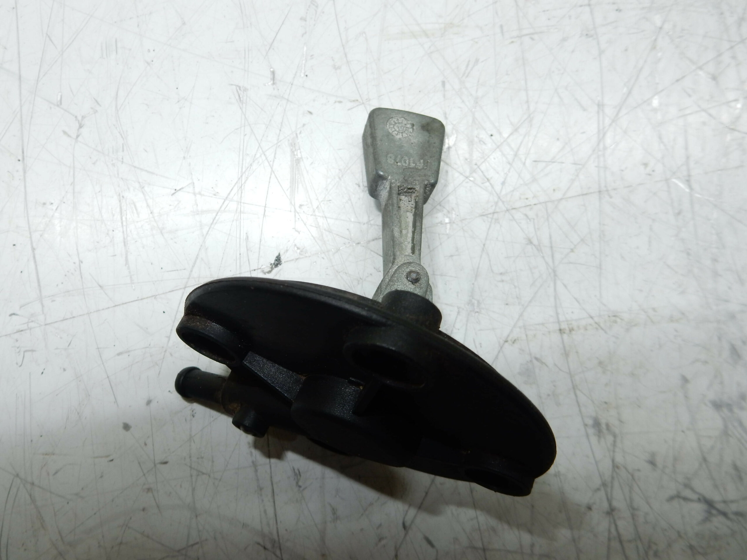 VALVE DE SECURITE RESERVOIR