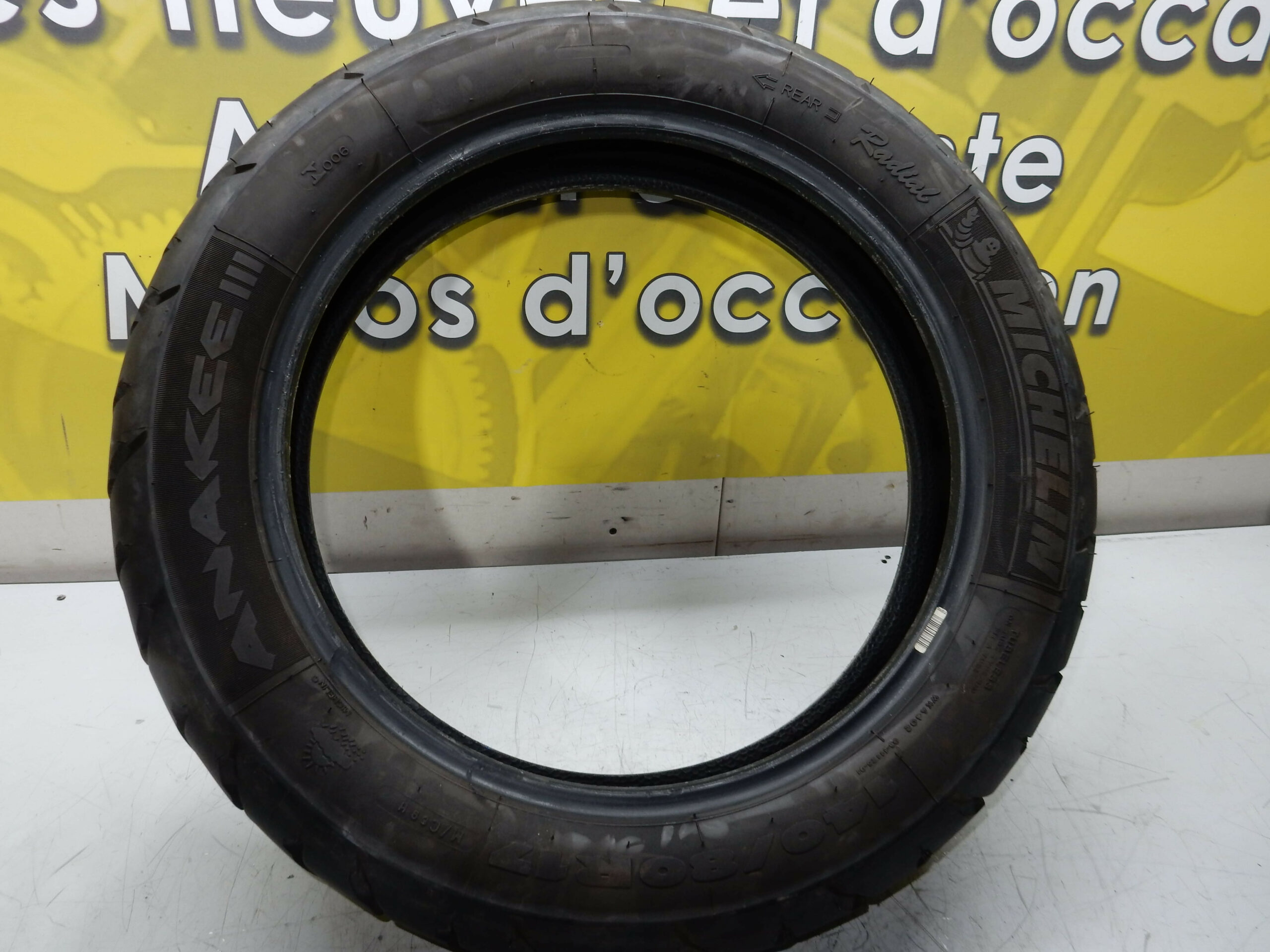 PNEU ARRIERE