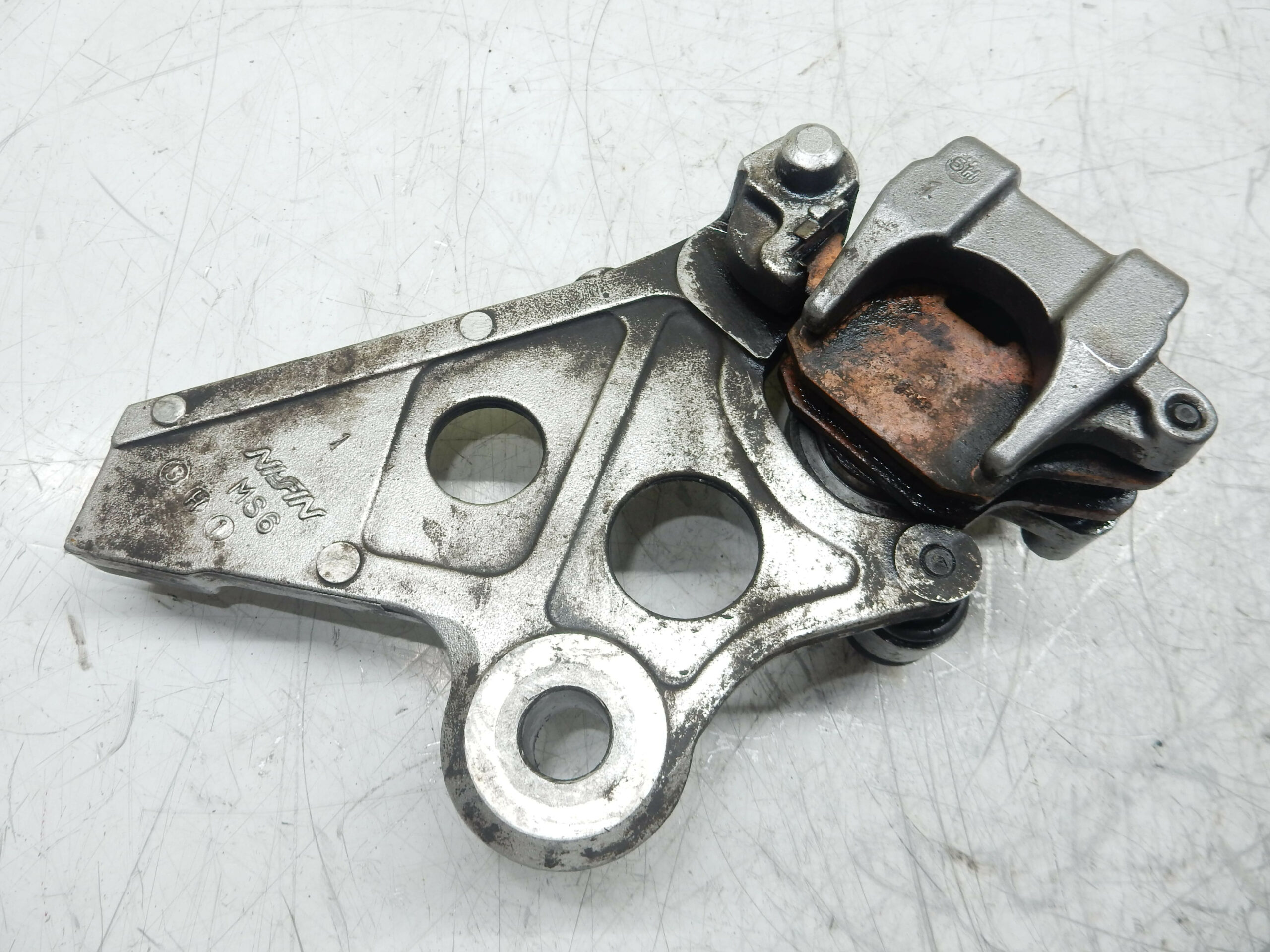 ETRIER DE FREIN ARRIERE