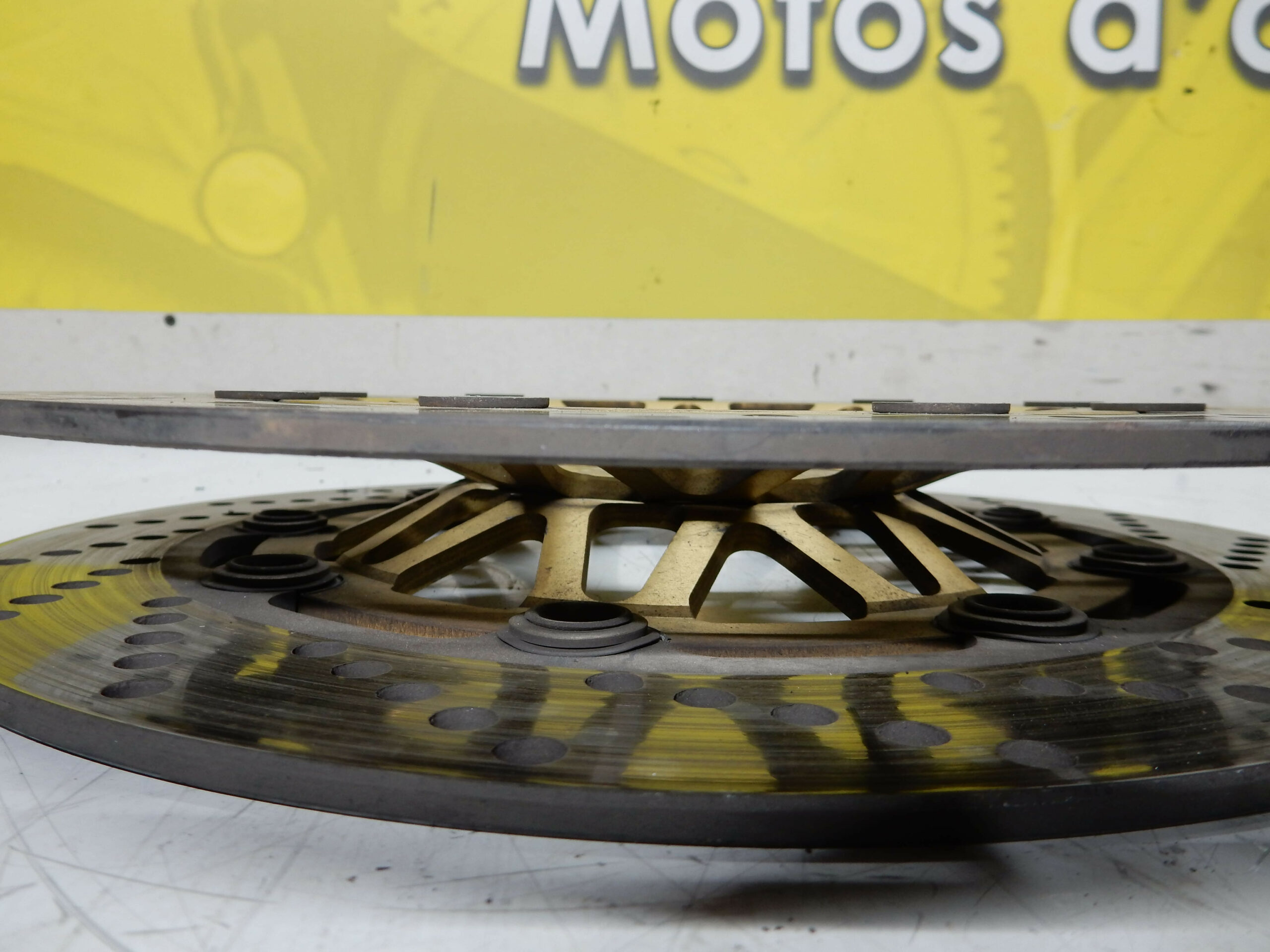 DISQUE DE FREIN AVANT