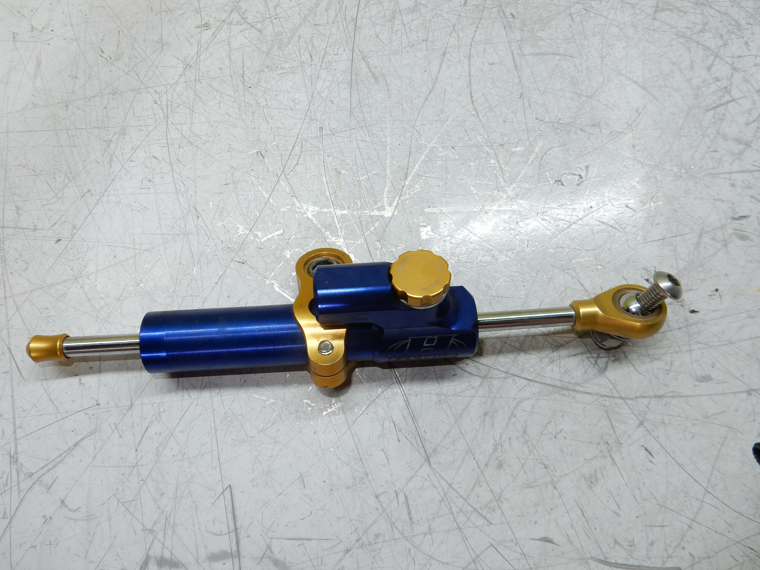 Amortisseur de direction