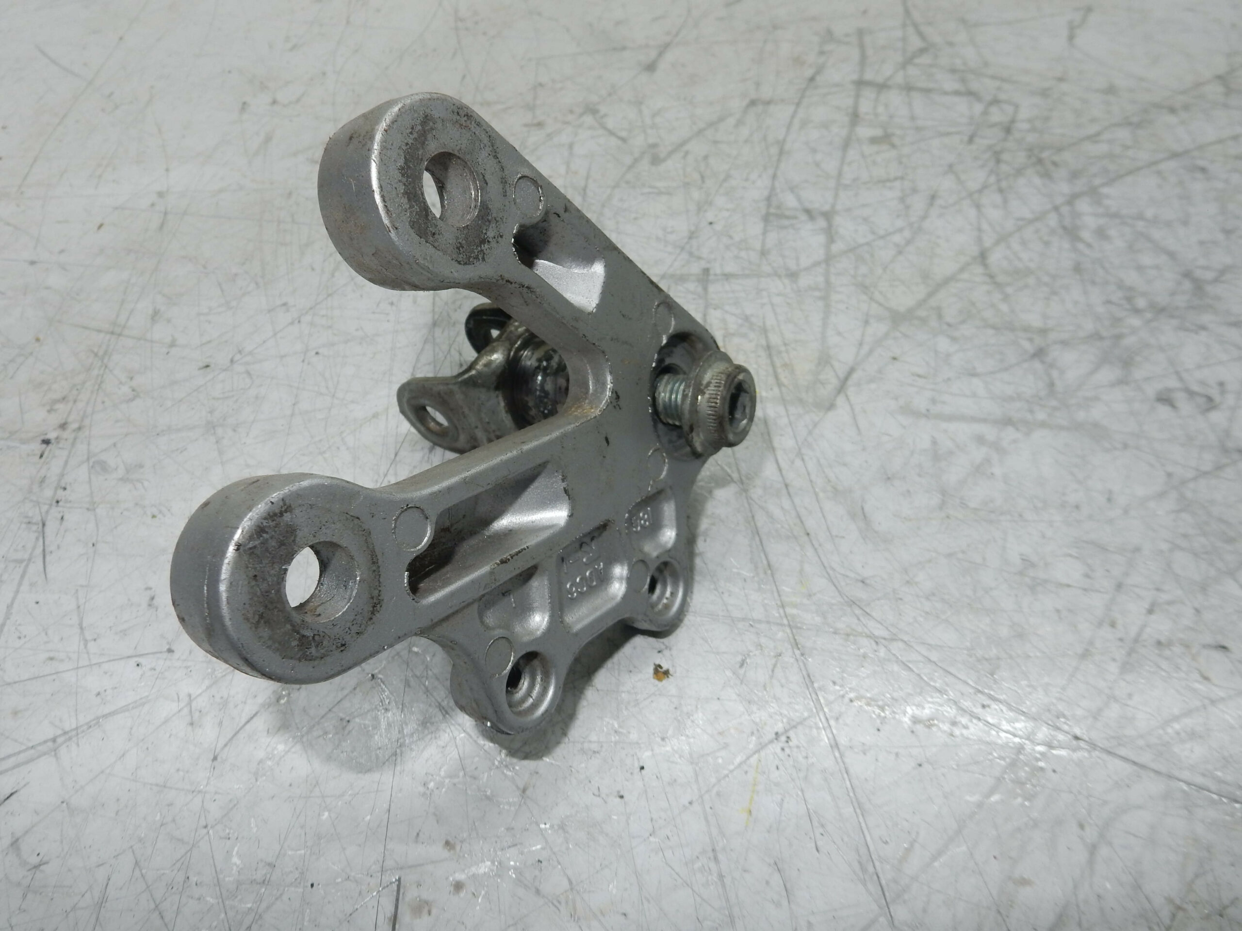 platine avant gauche