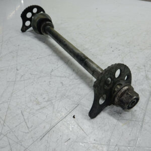 axe de roue arrière