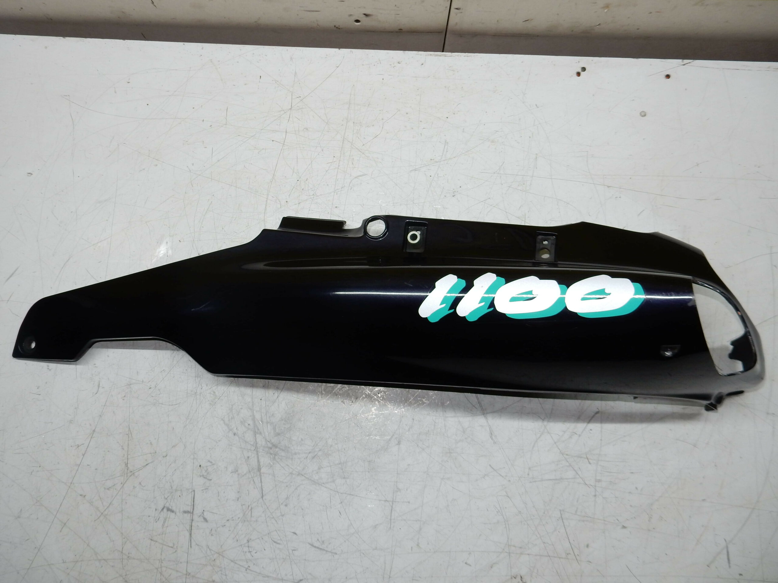 carénage arrière gauche