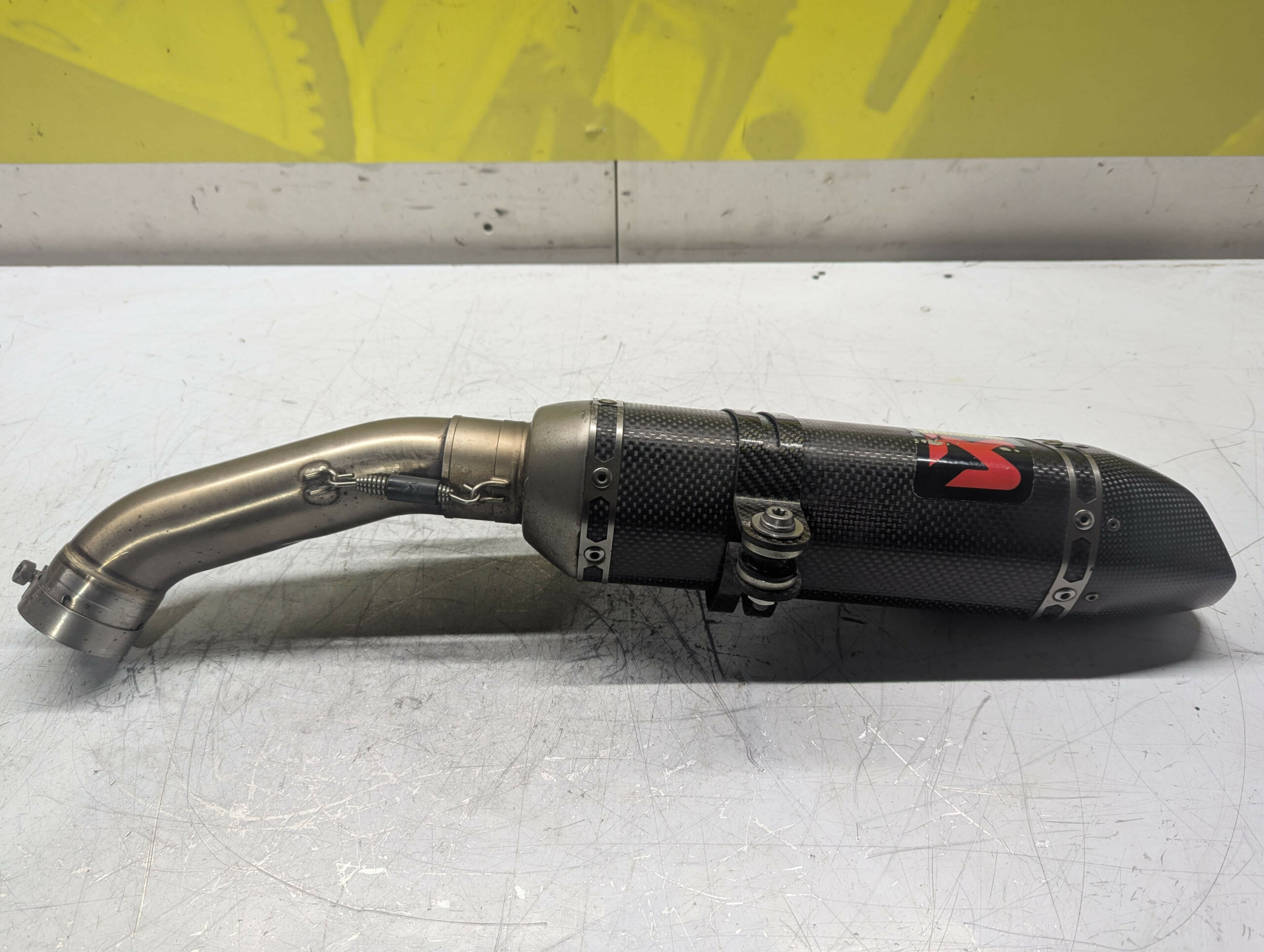 échappement ( silencieux )