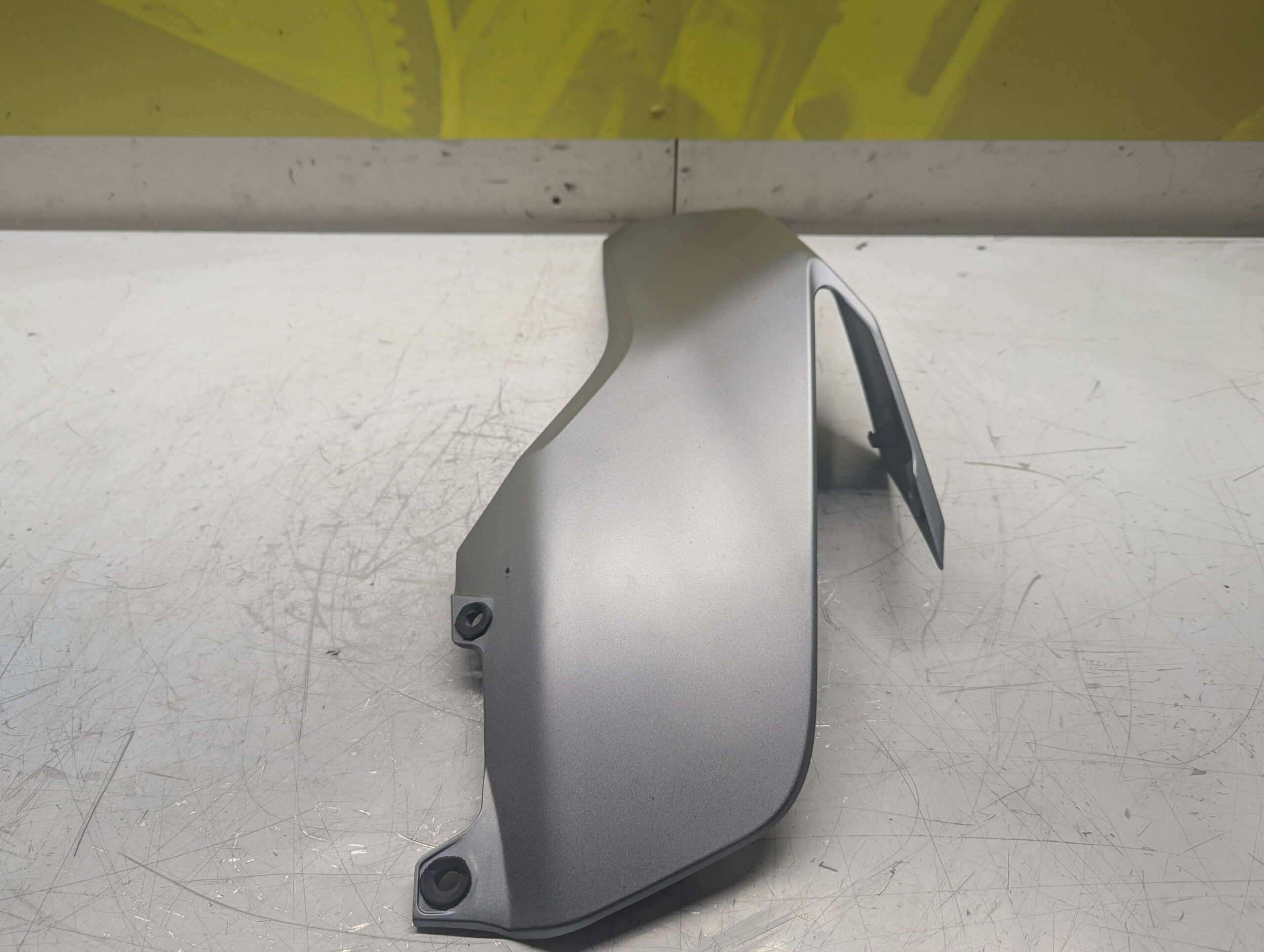 carénage avant gauche