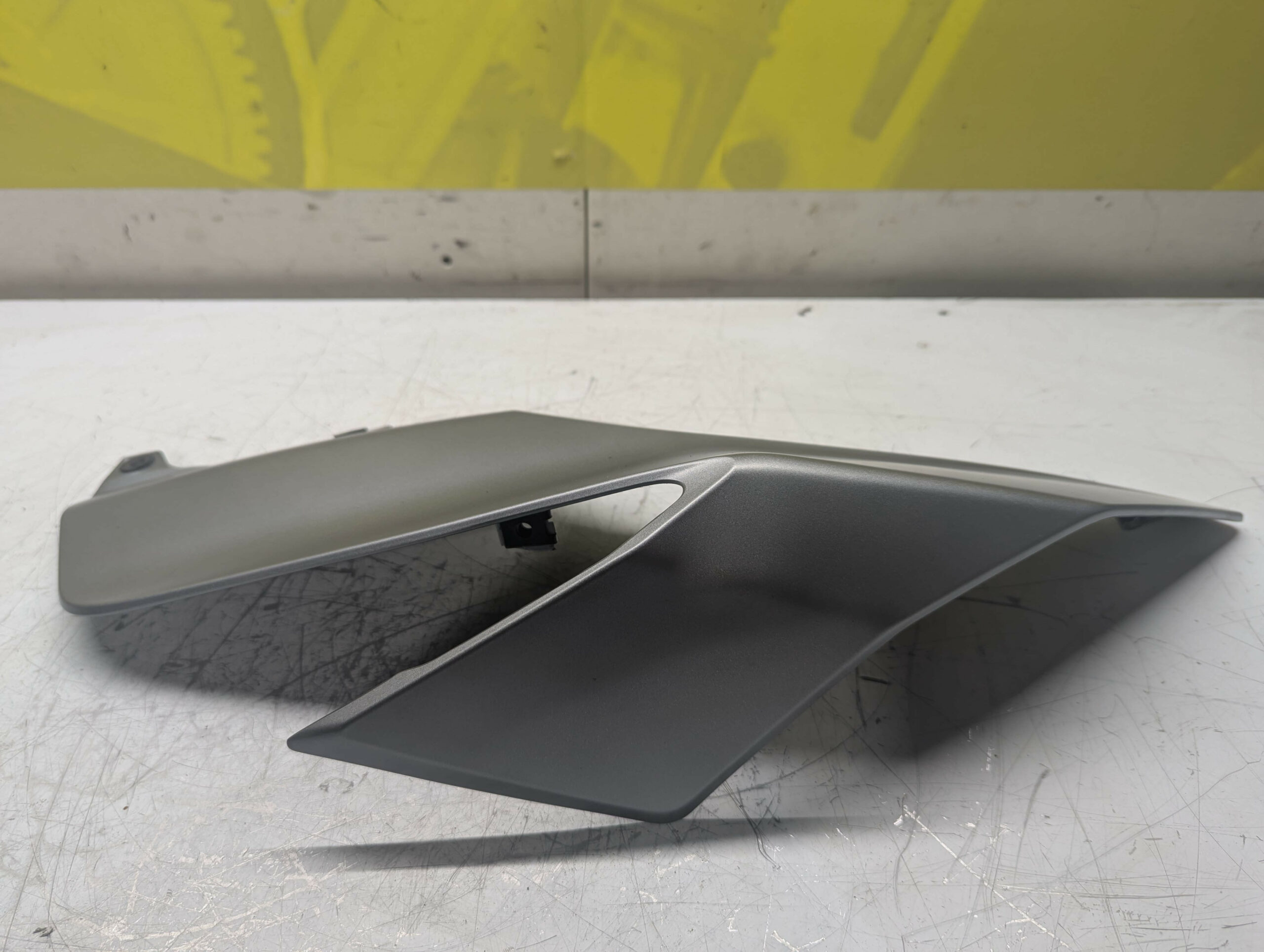 carénage avant gauche