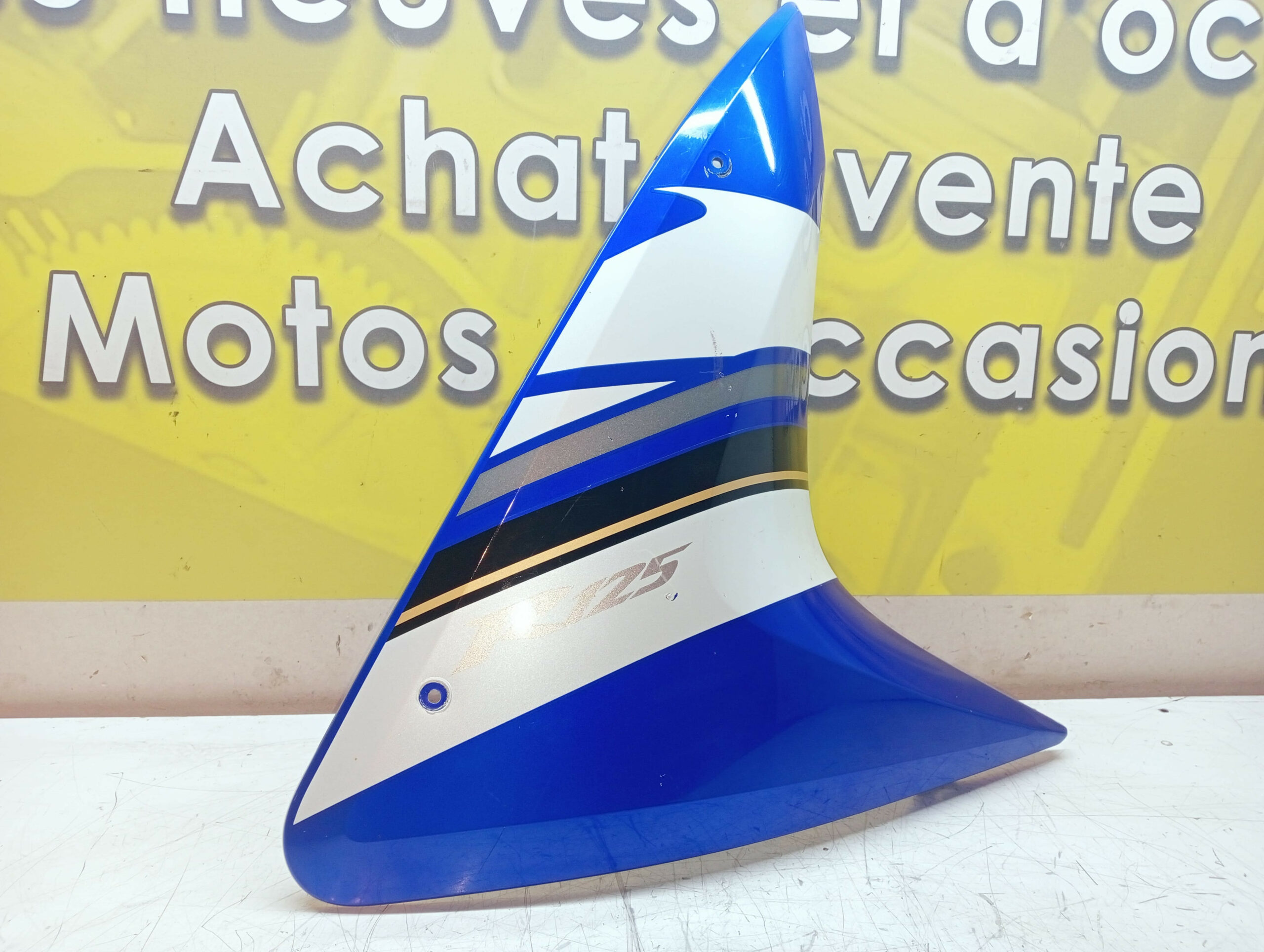 carénage latéral droit