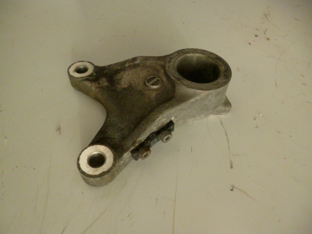 support étrier arrière