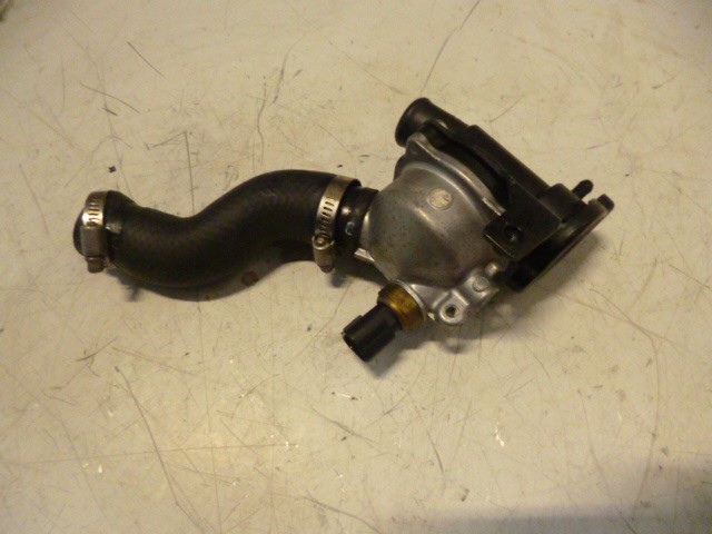 Goulotte de remplissage d'eau