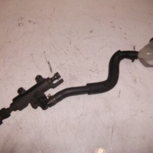 maître cylindre de frein arrière