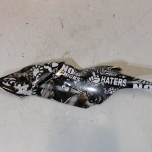 carénage latéral droite