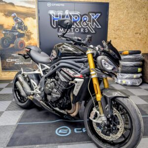 TRIUMPH SPEED TRIPLE 1200RS