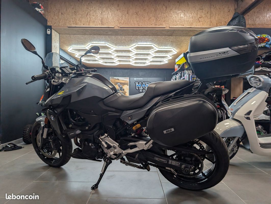 BMW F900 R FULL