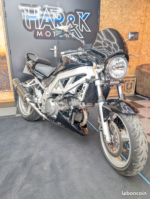 SUZUKI 1000 SV N