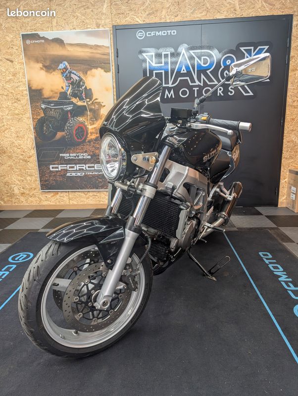SUZUKI 1000 SV N