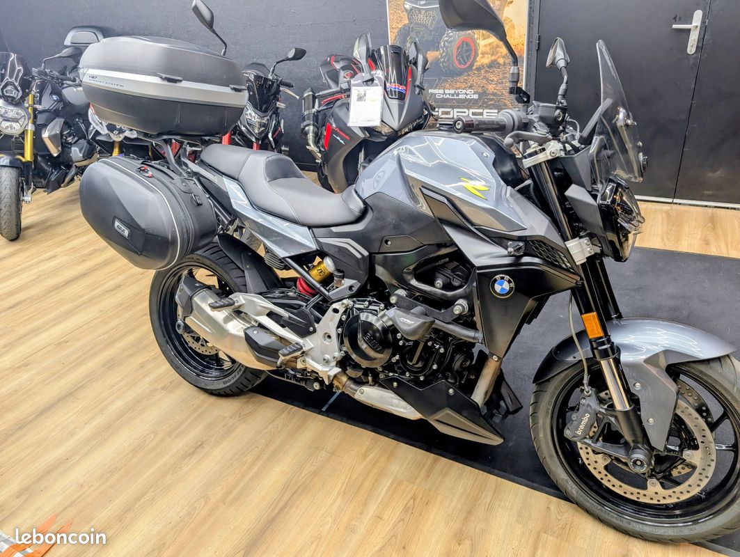 BMW F900 R FULL
