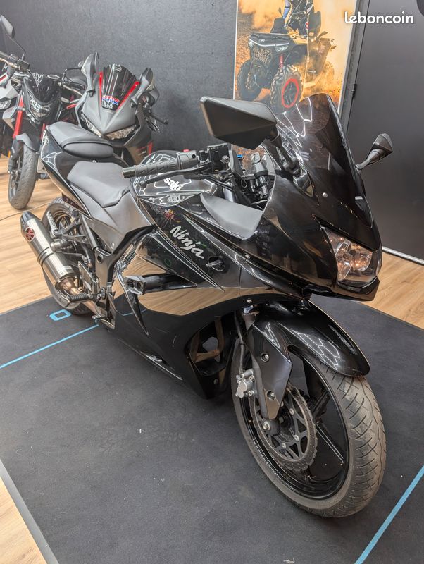 KAWASAKI NINJA 250