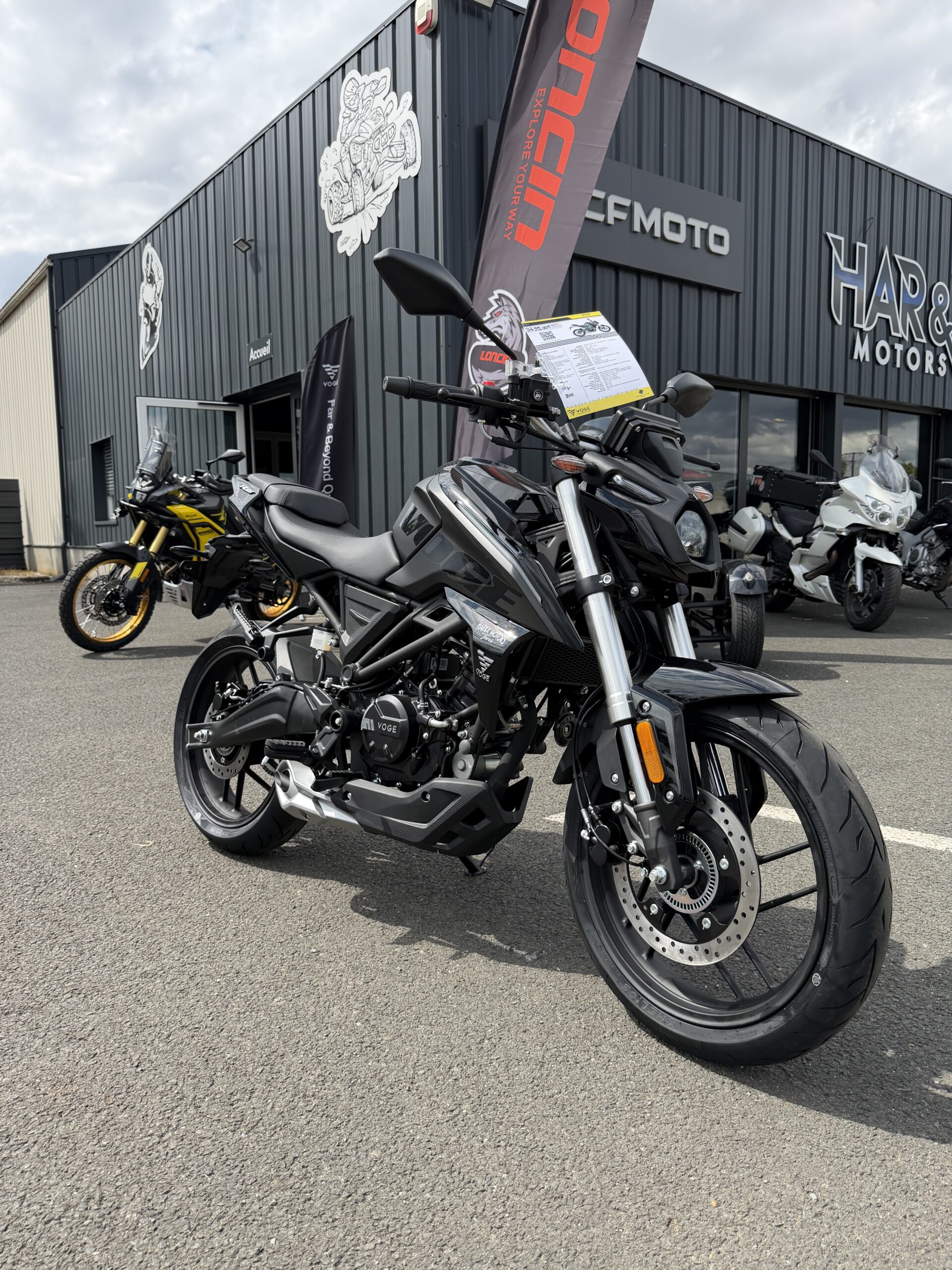 VOGE 125R