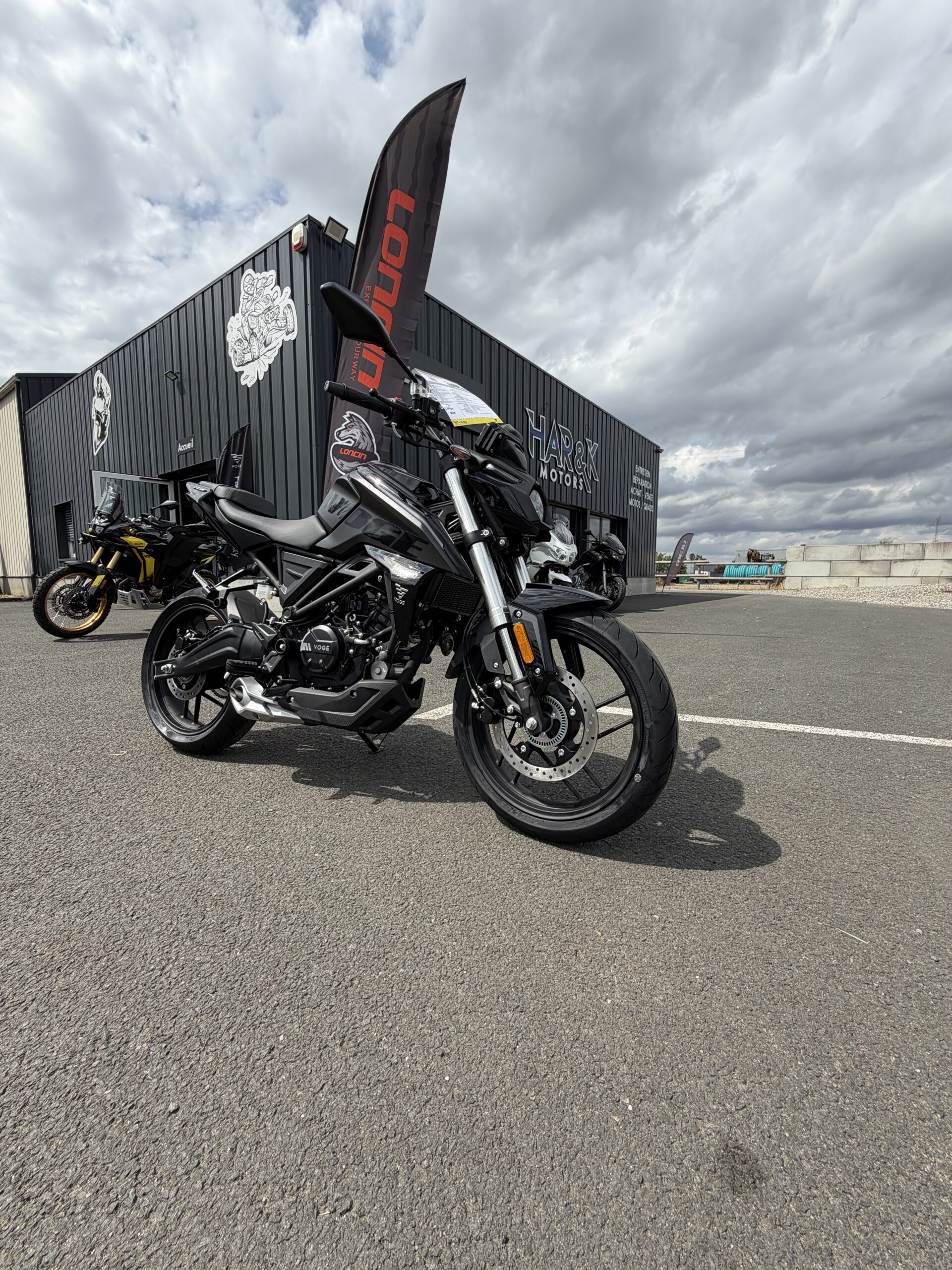 VOGE 125R