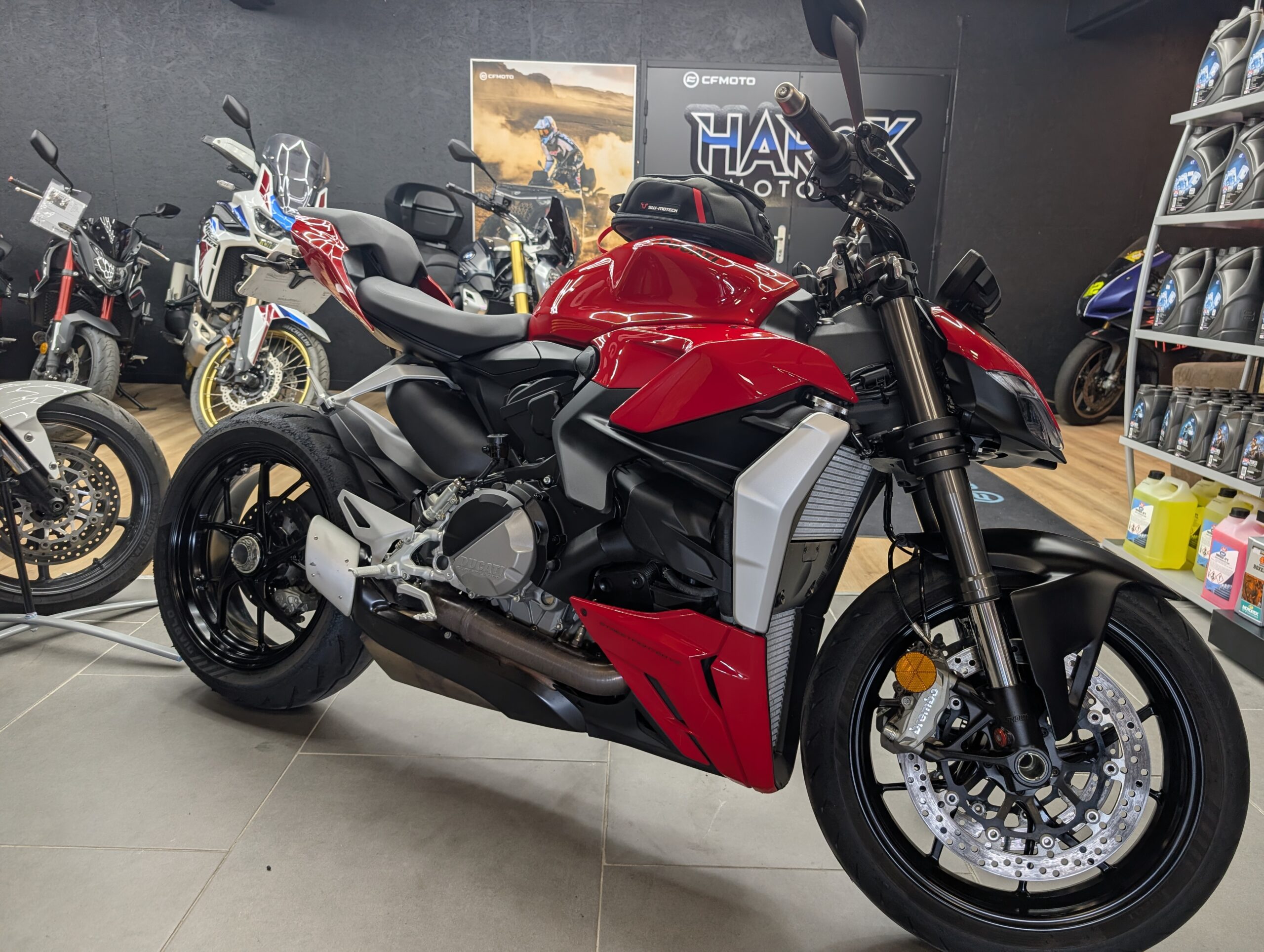 ducati streetfighter v2 955