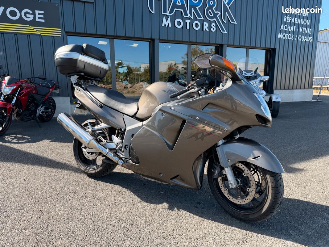 Honda cbr 1100 xx