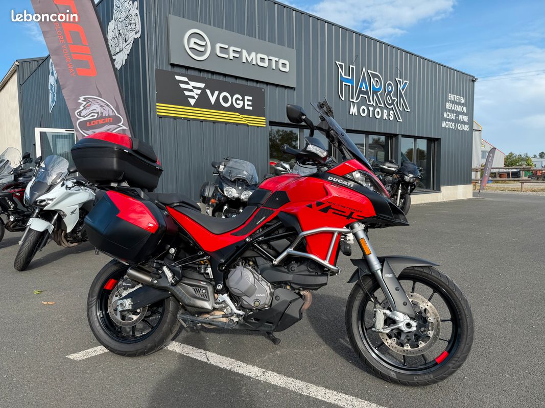 Ducati 937 multistrada s travel v2