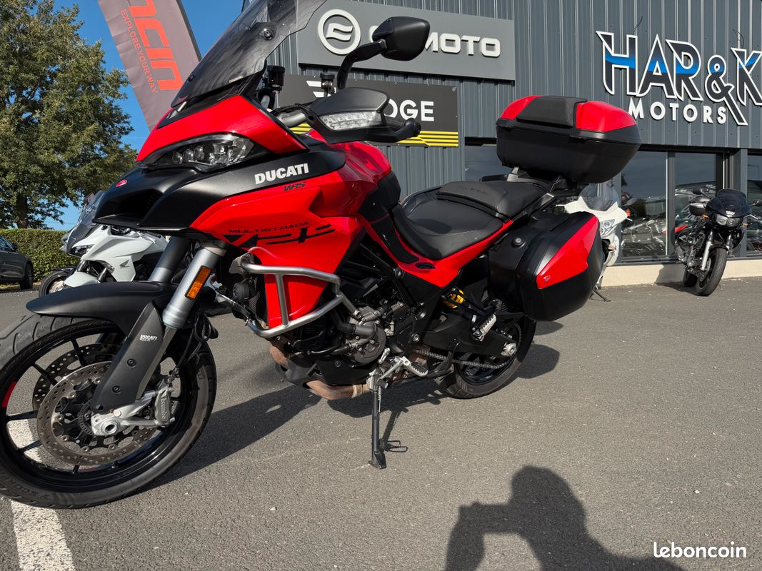 Ducati 937 multistrada s travel v2