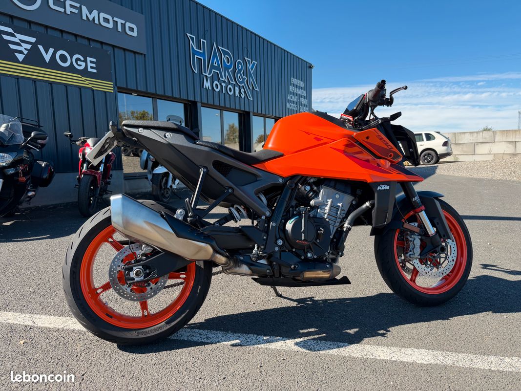 Ktm 990 duke r avec tech pack