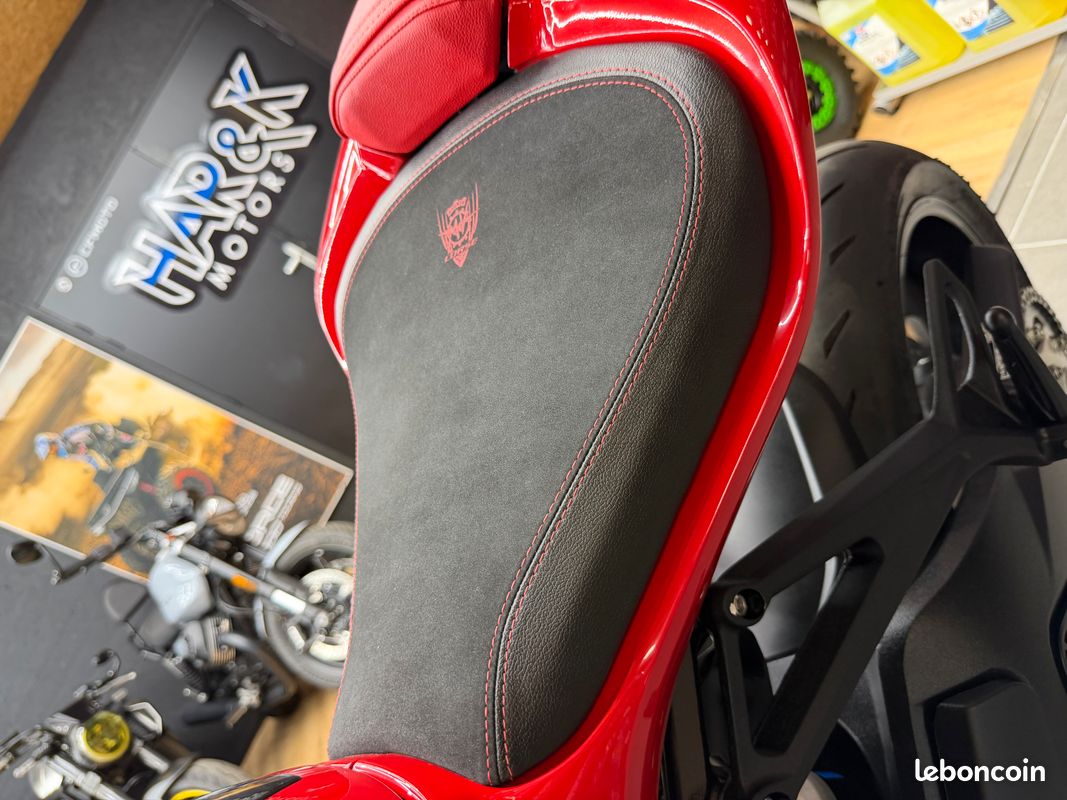 MV AGUSTA F3 ROSSO