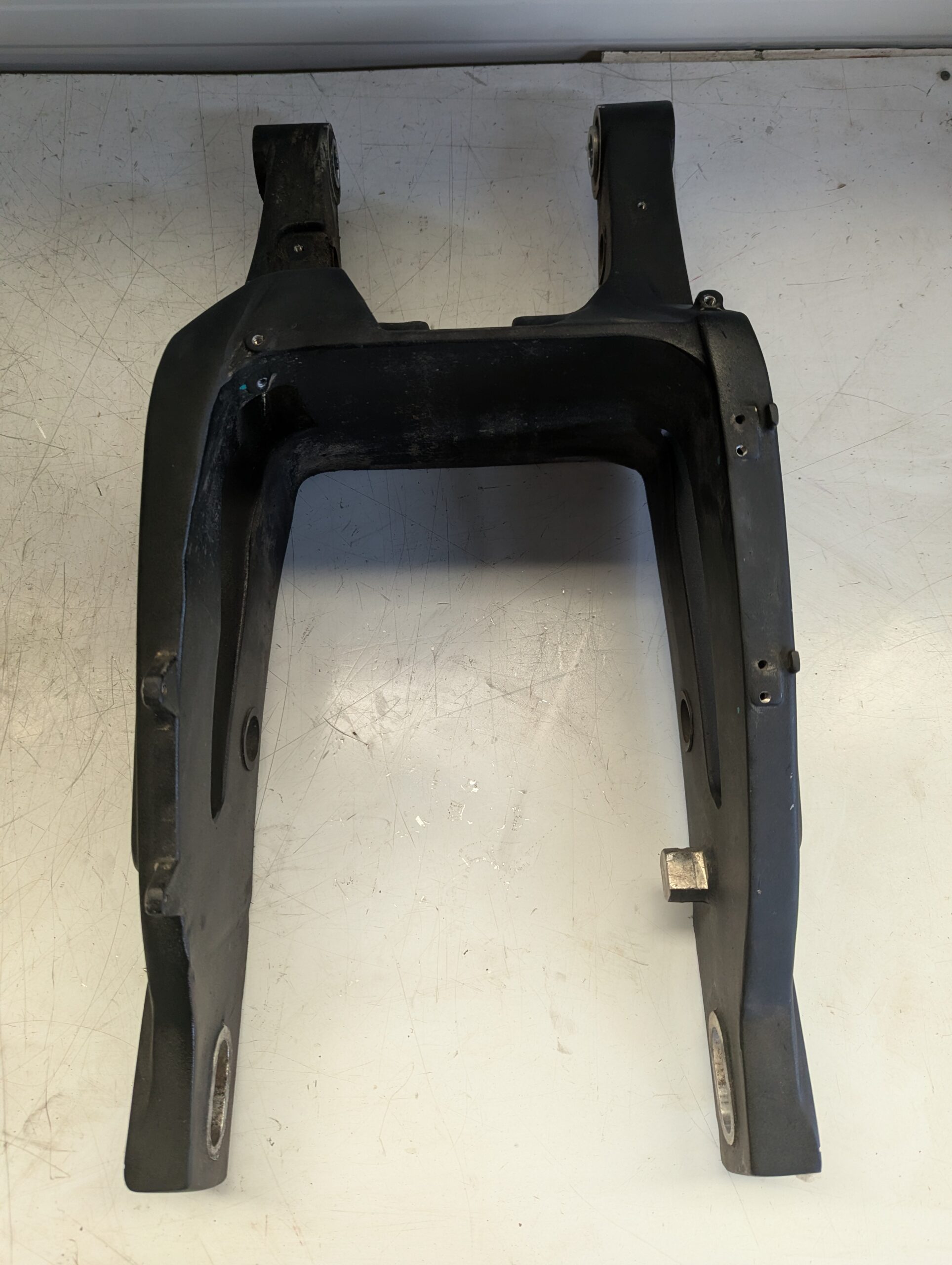 BARS OSCILLANT
