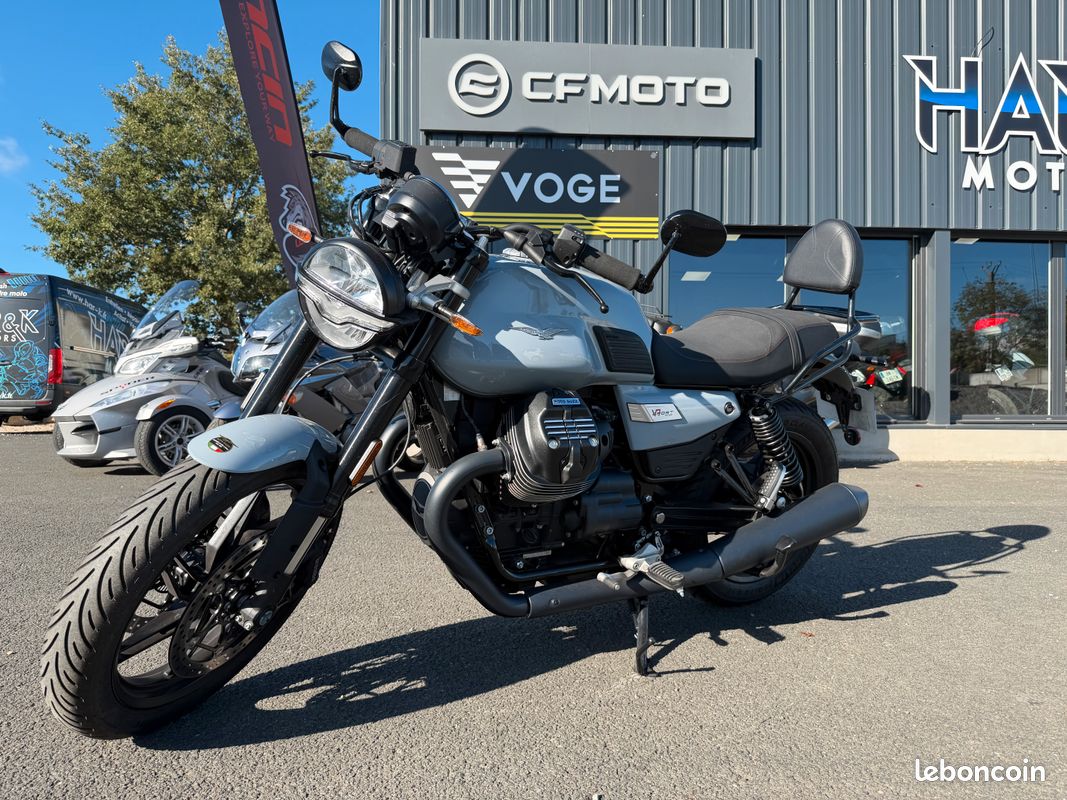 MOTO GUZZI V7 SPORT